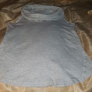 Banana republic sleeveless crowl neck tank